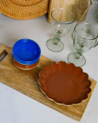 Scalloped edged appetiser plate in cinnamon